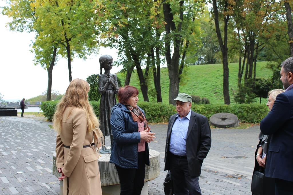 Holodomor Victims Memorial was visited by the famous Soviet dissident Nathan Sharansky