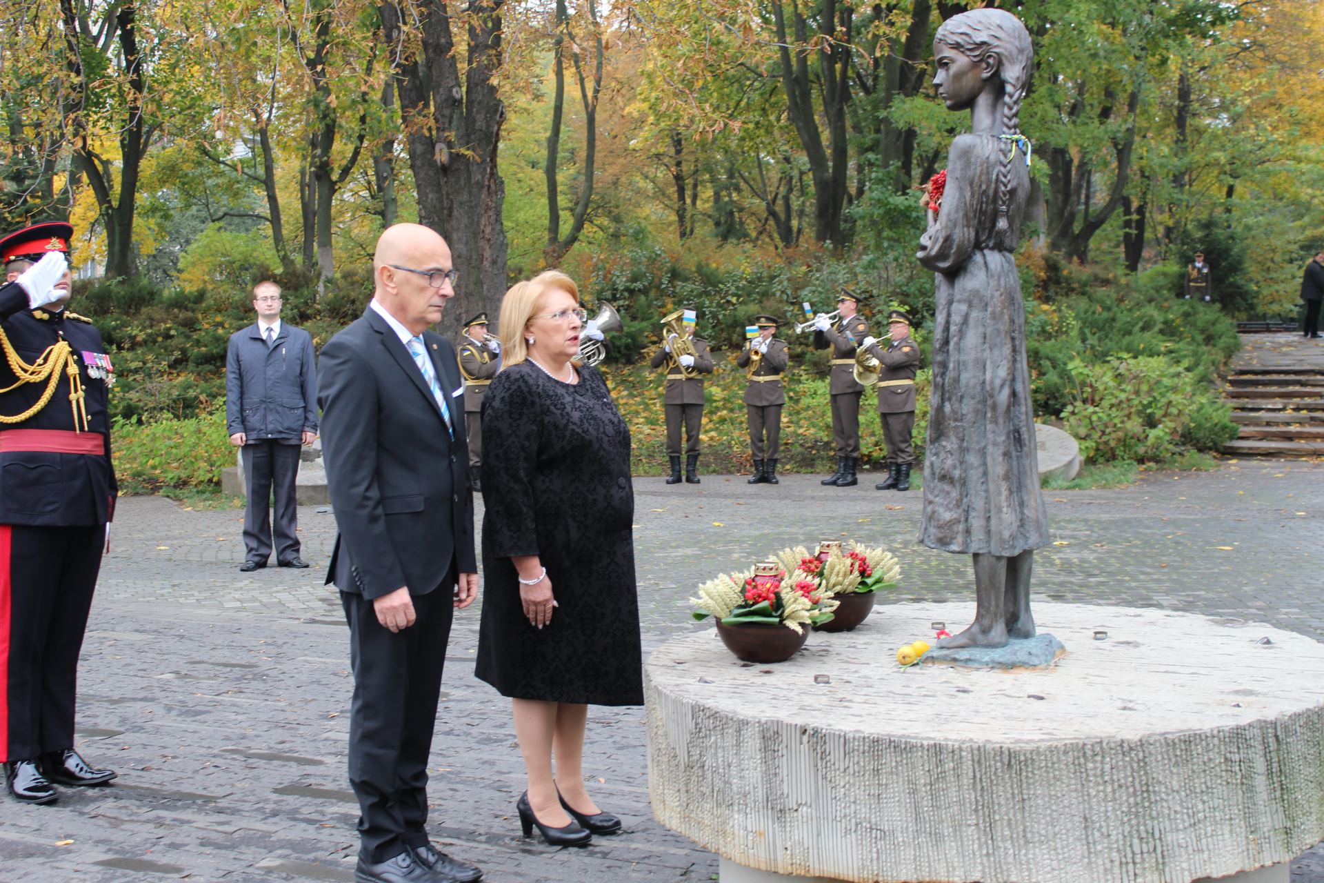 Президент Мальти в Меморіалі жертв Голодомору