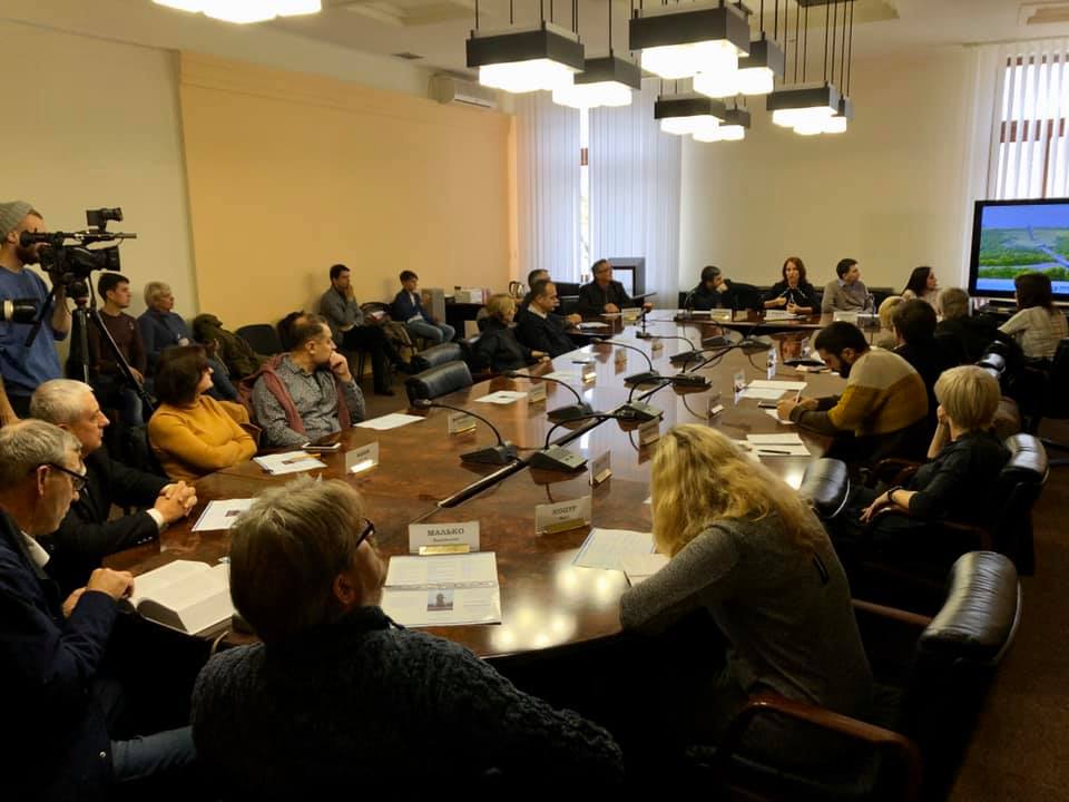 Round Table Discussion in the City of Dnipro