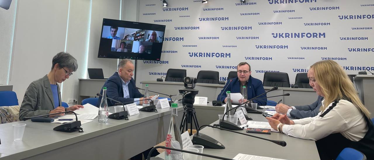 Мета москви – це Крим без кримських татар: відбулася друга частина публічного діалогу