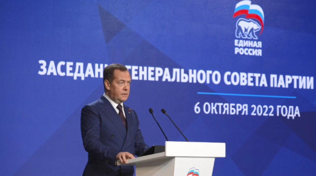 Медведєв заперечує самостійність України
