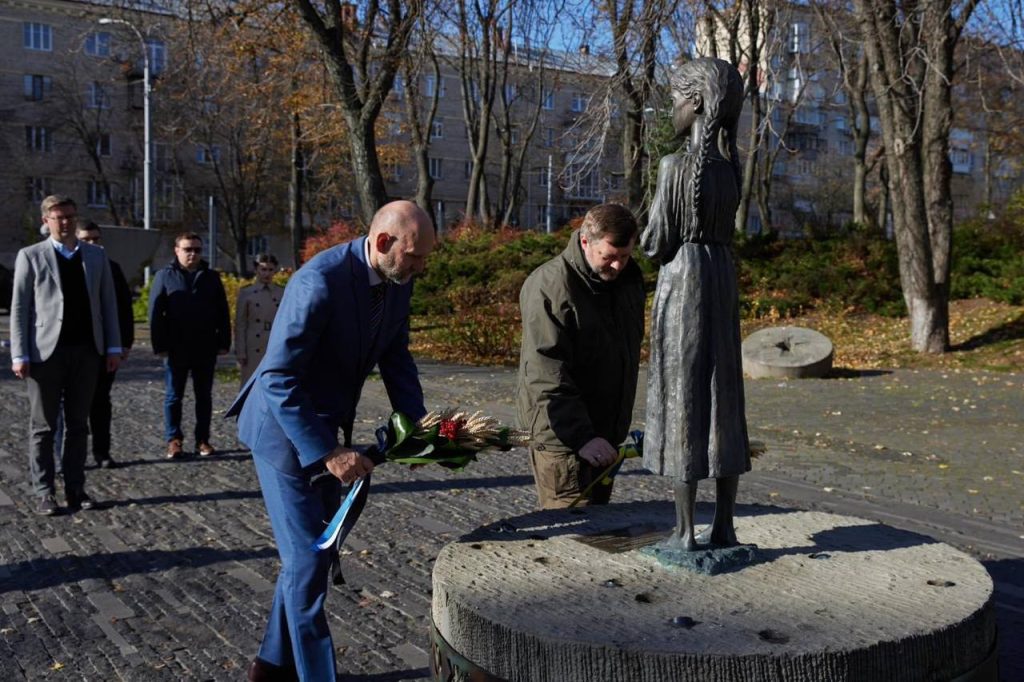 A parliamentary delegation from Estonia visited the Holodomor Museum