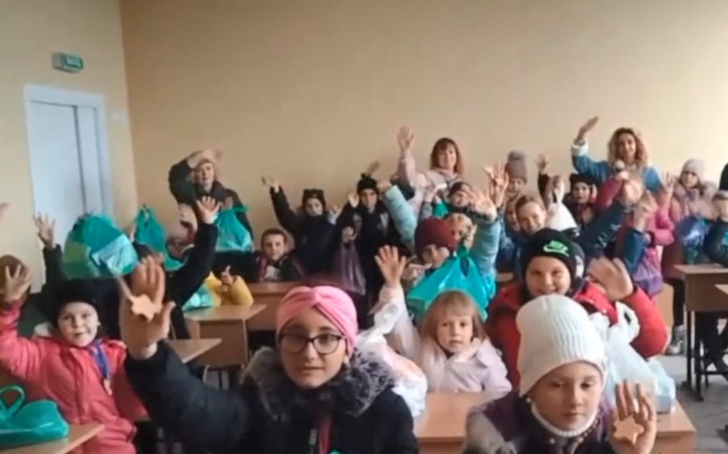 Mariupol schools held a lesson on the state symbols of the Russian Federation