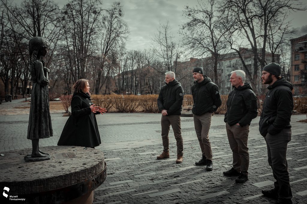 A delegation of representatives of Kyiv’s partner cities visited the Holodomor Museum